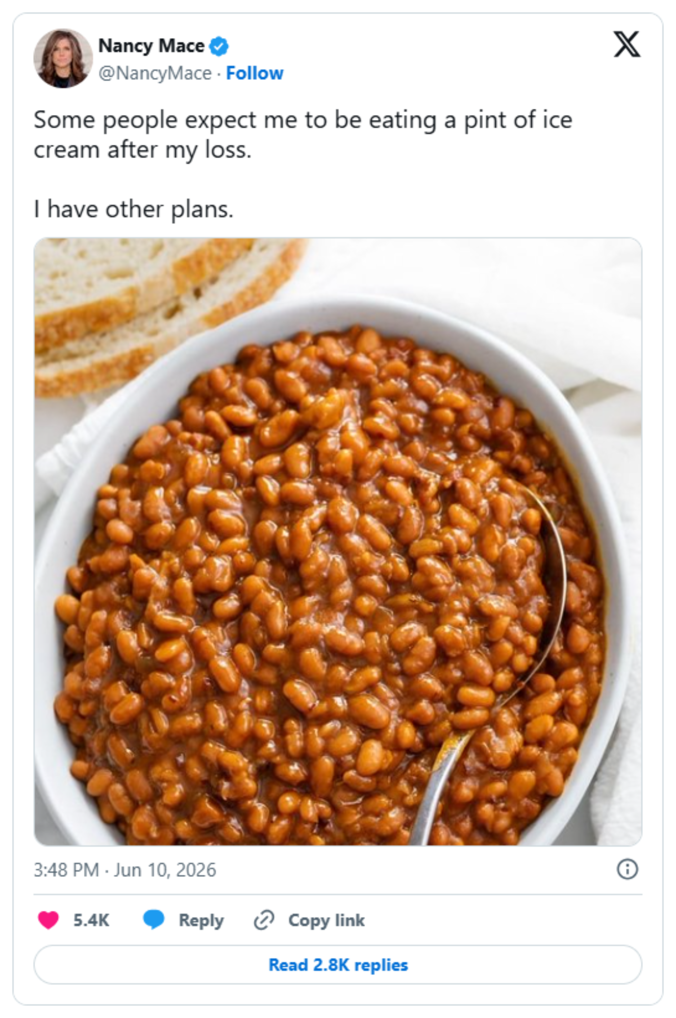 'Advice, tips, hacks?': Mace's 'week 4' carnivore post is the newest chapter in two years of public posts about her weight, her hair, and PTSD: image 9